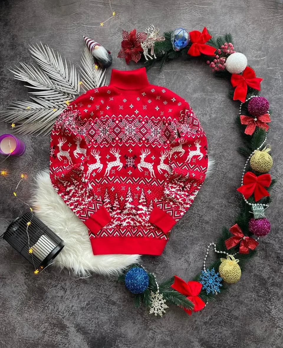 Светр с горлом "Різдвяна Мить"